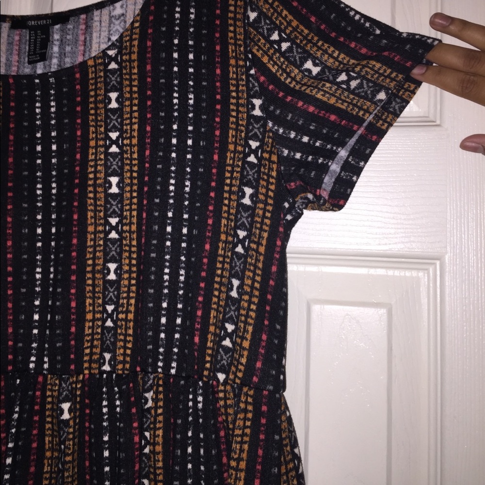 FOREVER 21 short sleeve tribal print mini dress